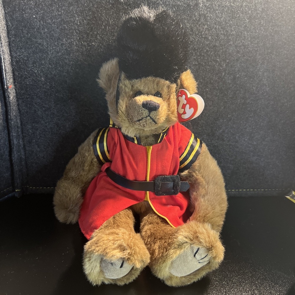 Ty Beanie Babies Malcolm Teddy Bear Royal‎ Guard Attic Treasures VTG 1993